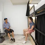 Onefam Sants אכסניה ברצלונה