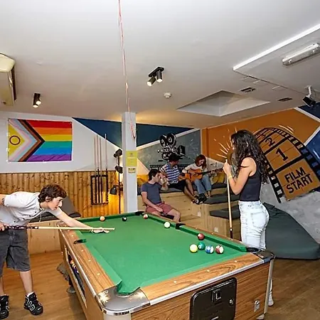 Onefam Sants * ברצלונה