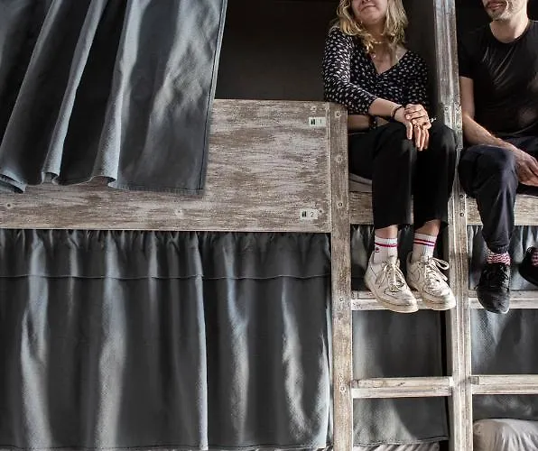 Hostel Onefam Sants Barcelona