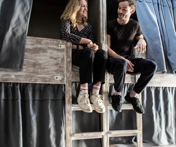 Hostel Onefam Sants Barcelona