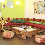 Onefam Sants