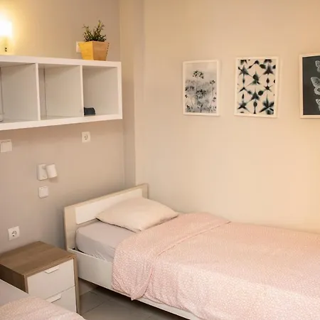Onefam Sants Hostel